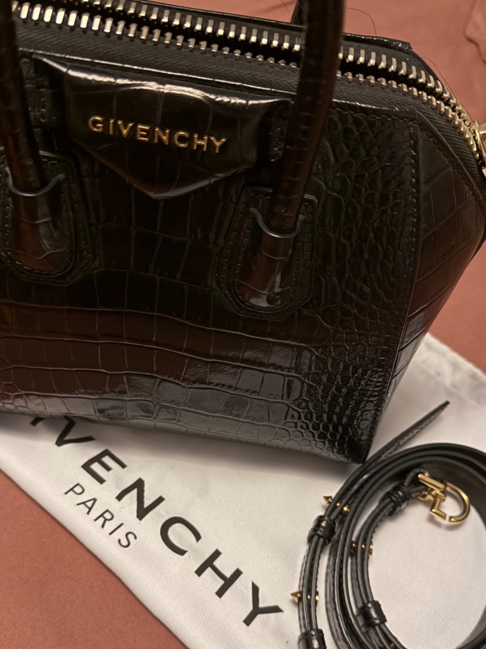 Givenchy Mini Antigona